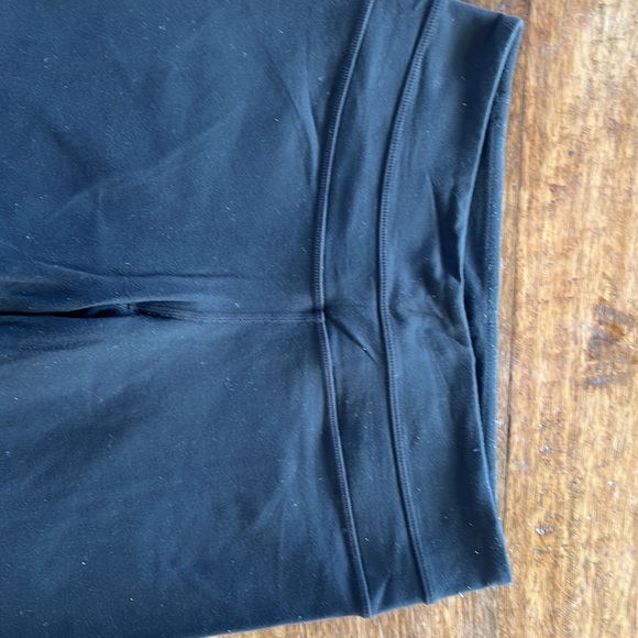 Lululemon yoga pants - Picture 5 of 6